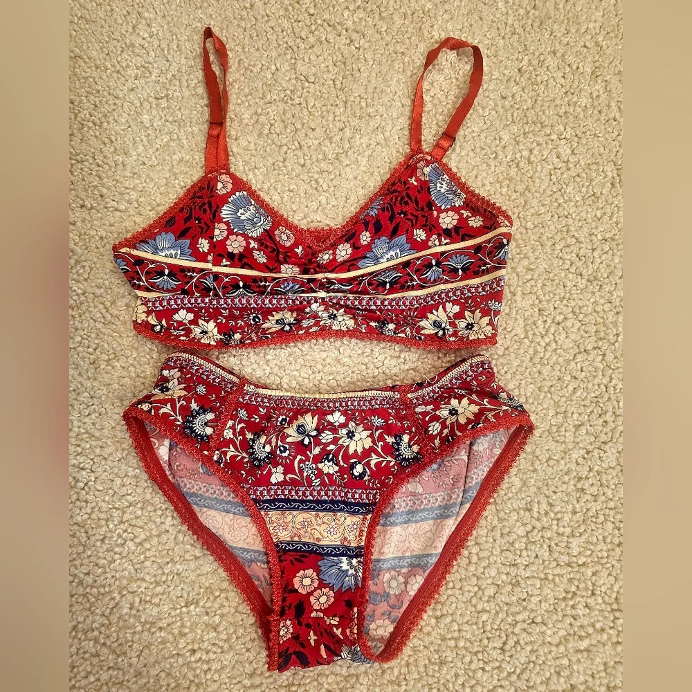 Spell & The Gypsy Collective Poinciana Red Floral Bloomers & Bralette Set NWT